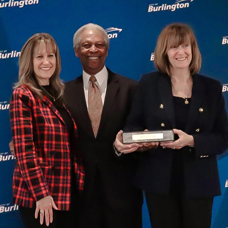 Dennis and Lisa Scott - April 2026 Dennis and Lisa Scott receiving key to the City